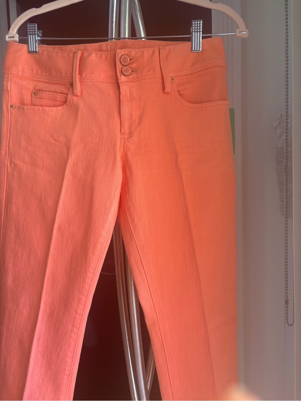 Lilly Pulitzer pink jeans with Tag never worn - Picture 3 of 12